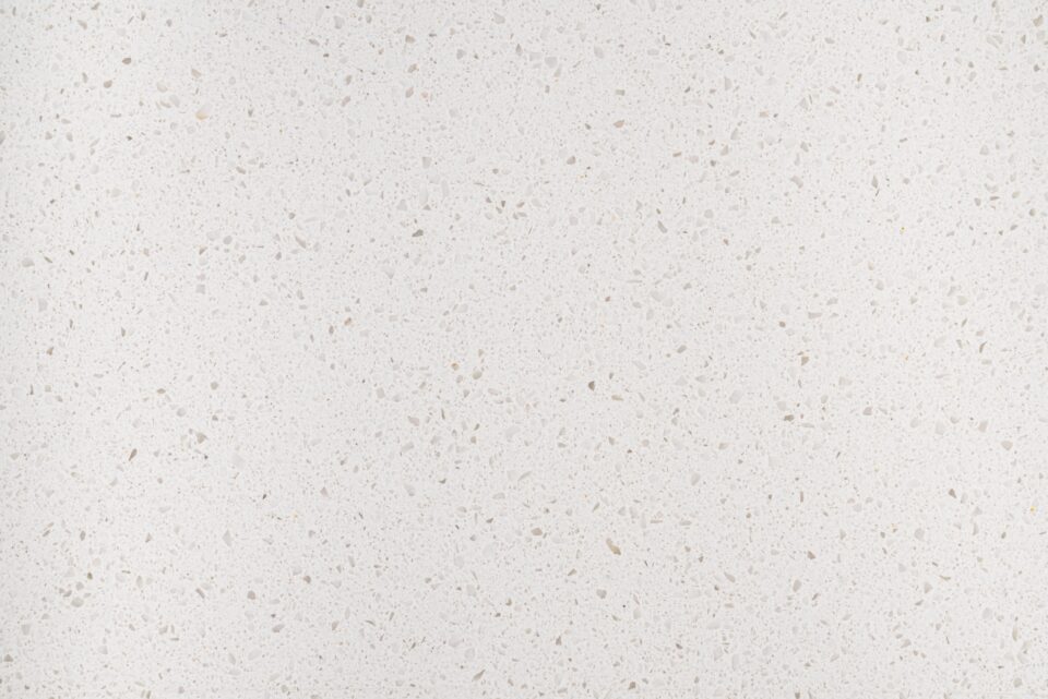 FRIGID WHITE (RQ)
