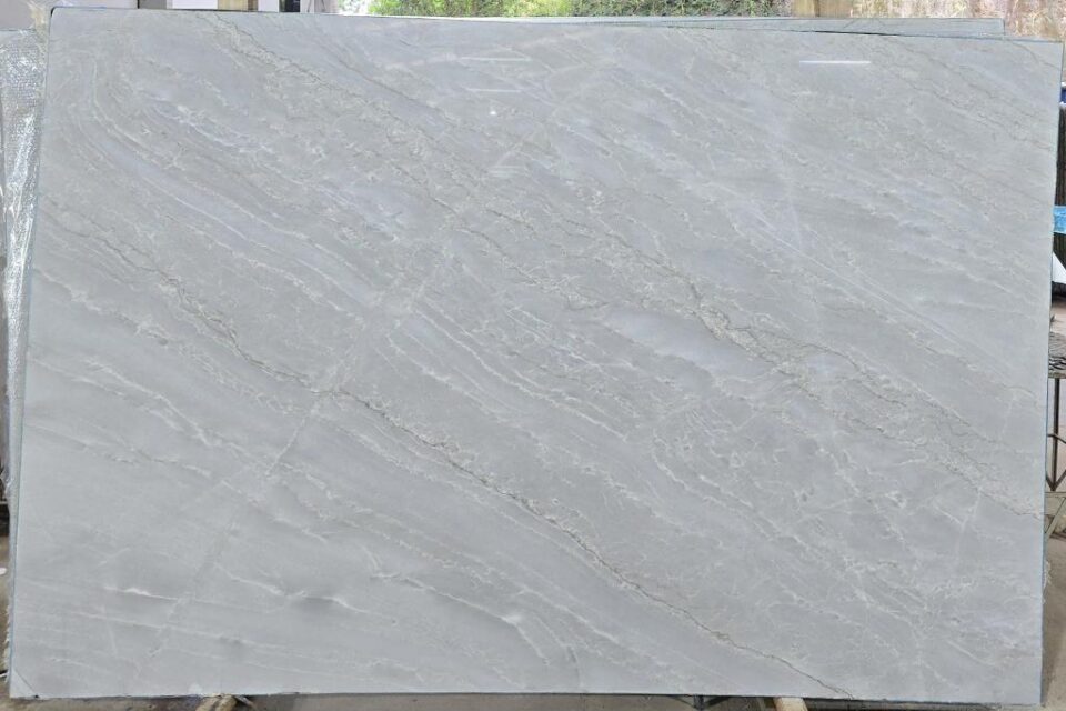 AZZURA BAY - QUARTZITE