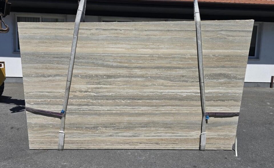 TRAVERTINE OCEAN SILVER - TRAVERTINE